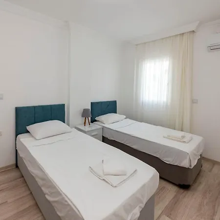 Apartment Comfortable Apartment With Splendid Sea View In Turgutreis, Bodrum