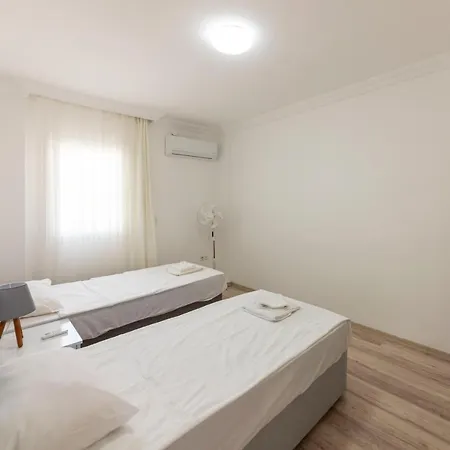 Comfortable Apartment With Splendid Sea View In Turgutreis, Bodrum Apartment Turgutreis