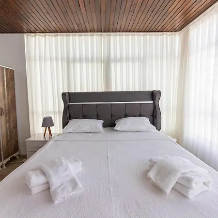 Comfortable Apartment With Splendid Sea View In Turgutreis, Bodrum Apartment